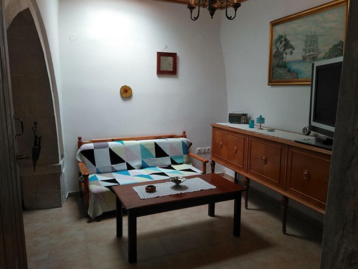 הוילה העיירה רתימנו Grandma'S House Vederoi מראה חיצוני תמונה