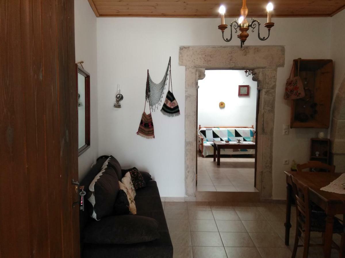 הוילה העיירה רתימנו Grandma'S House Vederoi מראה חיצוני תמונה
